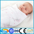 Kundenspezifische Schweizer Kreuz Design Baumwolle Gaze Baby Musselin Swaddle Decke 120 * 120cm